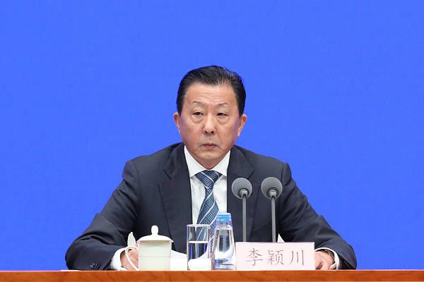 日韩av电影在线免费播放