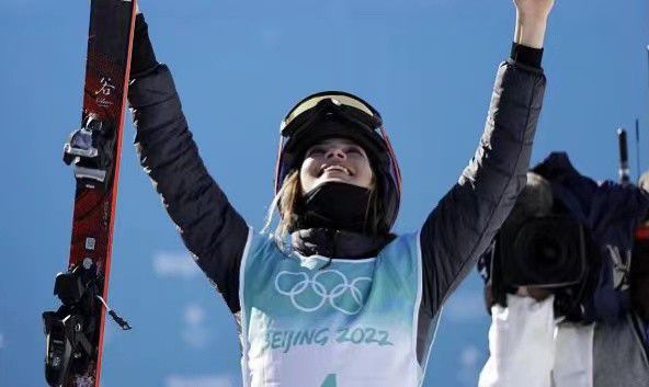 免费日韩av